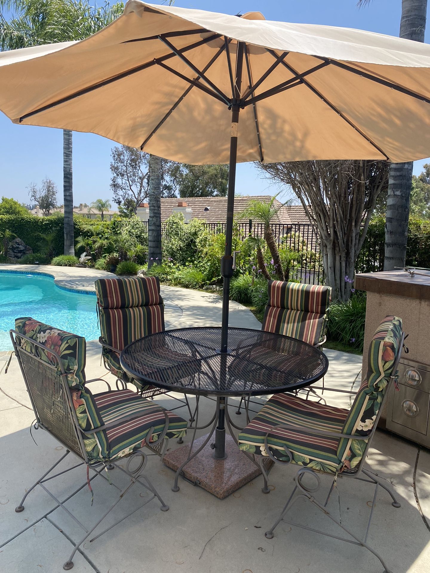 Patio Set for Sale in Alta Loma, CA OfferUp