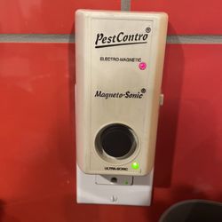🦟❌ PestoContro - Pest Control Device - Works Fine 