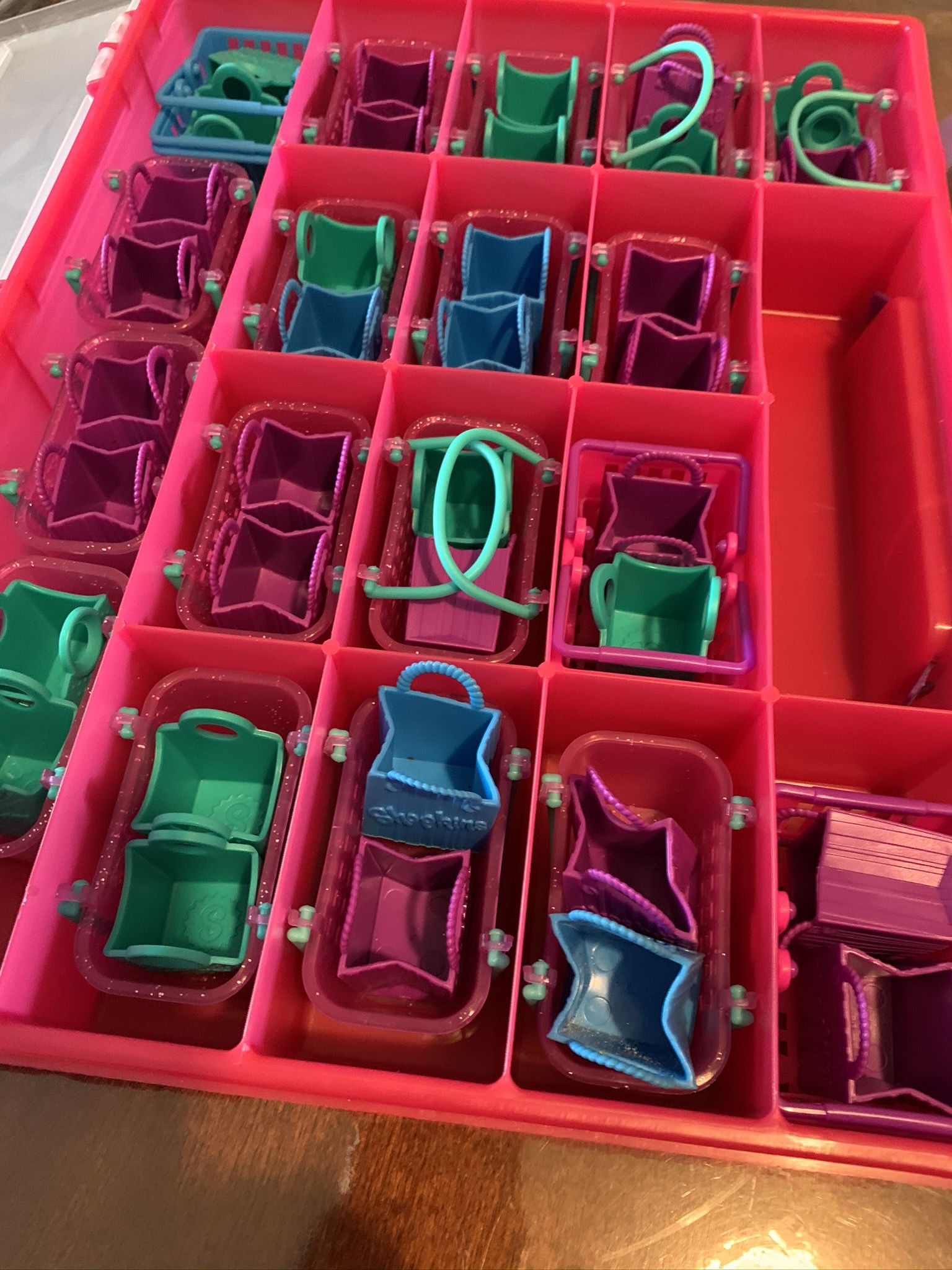 Maletín Con Bolsitas De Shopkins$25