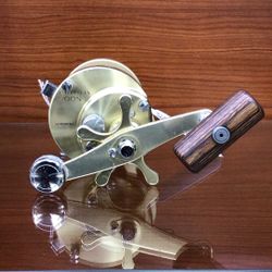Shimano Calcutta 700 Reel