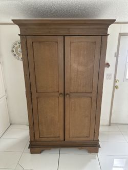 Wood Cabinet