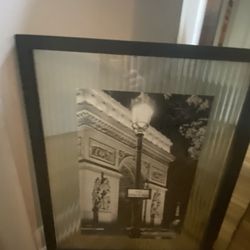 Picture Floating Glass by Photographer Clay Davidson 