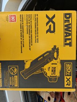 DEWALT XR 20V Brushless Cordless Framing Nailer