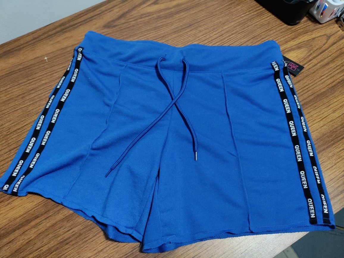 Size Medium Women's Shorts Blue