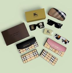 Wallets/ sunglasses 👌