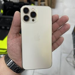 iPhone 13 Pro Max Unlocked 128GB! Finance For $50 Down Payment!!