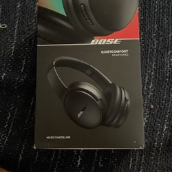 Bose  Quiet Comfort Noise Cancellation Headphone