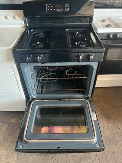 Nice black gas stove