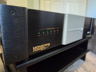 Monster Power HTS 2600 Home Theater Reference Power Center