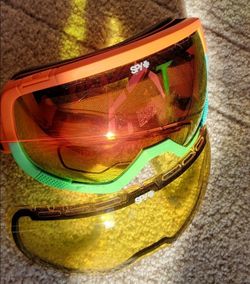 SPY SNOWBOARD GOGGLES