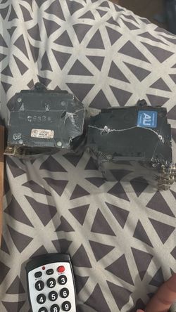 Electrical circuit breakers