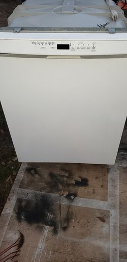 electric stove and dish washer