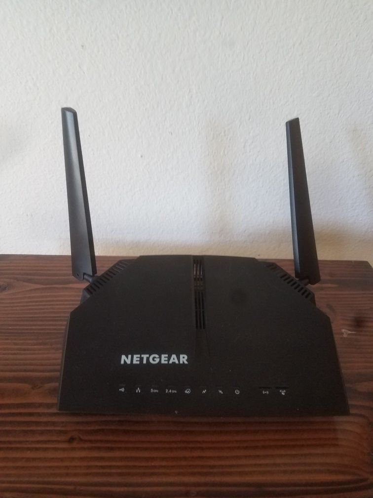 Netgear AC1200 wifi cable modem router