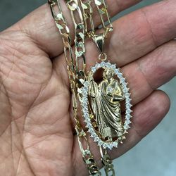 14k gold plated Figaro necklace and saint Jude pendant💫💫💫