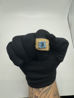 14kt Gold Blue Stone Mens Ring / 33.6g / Size 12.5