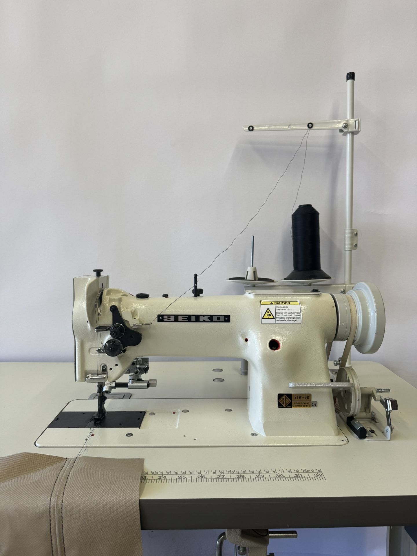 CONSEW SEIKO STH-8B INDUSTRIAL WALKING FOOT SEWING MACHINE