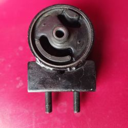 Suzuki Rear Motor Mount