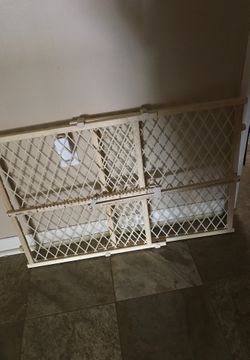 Baby gate
