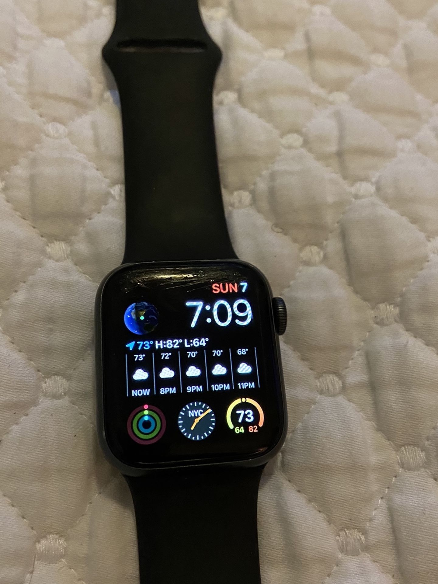 Apple Watch 4 ... 40 MM Cellular