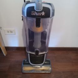 Shark Navigator Vacuum Cleaner 
