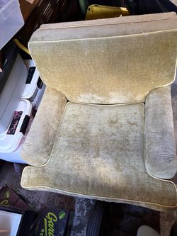 Light olive chair - free