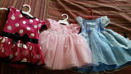 PRINCESS DRESSES. 6 MONTHS
