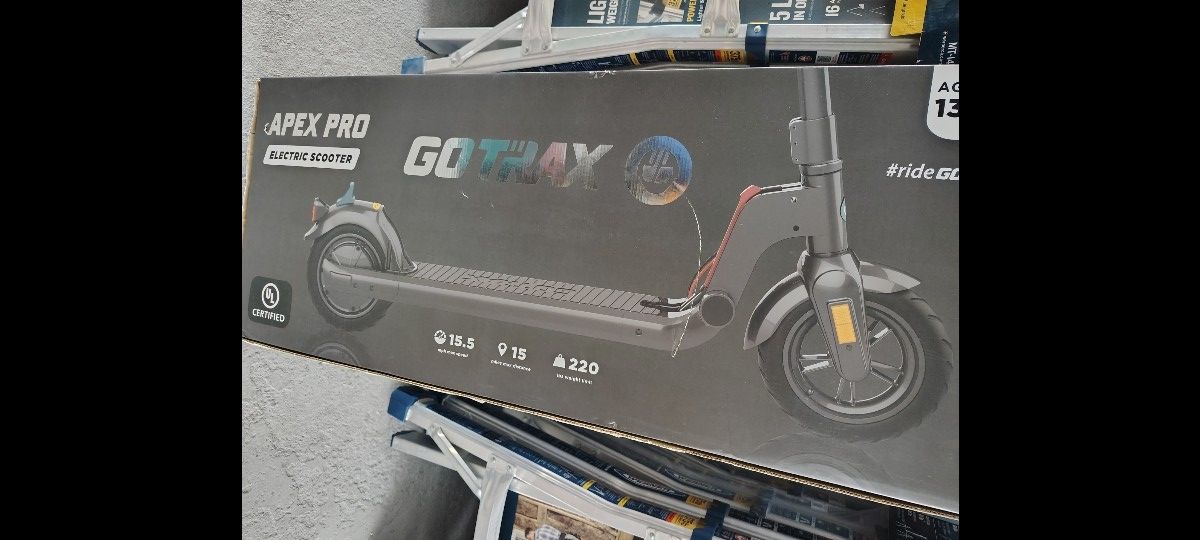 GoTrax Apex Pro Electric Scooter 8.5" Wheels 15.5 MPH Patinete Electrico