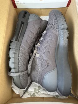 UA Hovr Phantom. Size 11