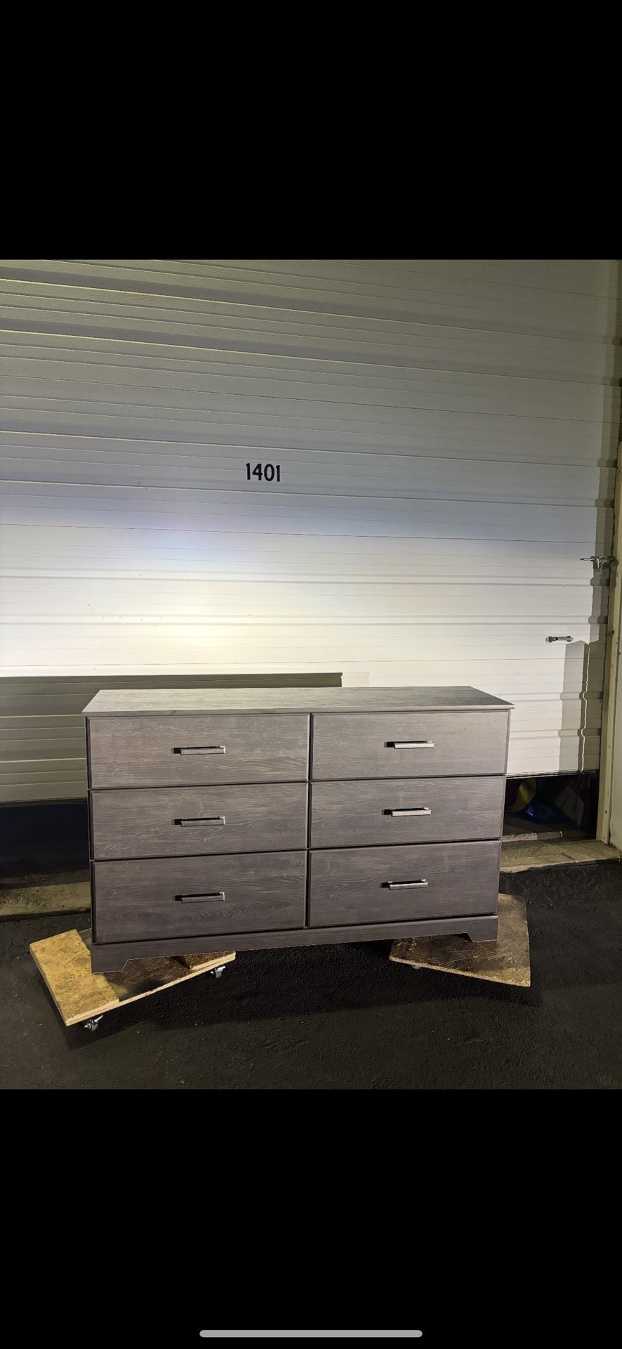 Ashley Bellachime 6 Drawer Dresser