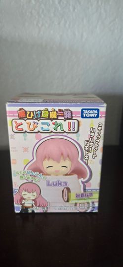 Takara Tomy Megurine Luka Pop-Up Figure Game