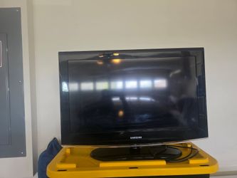 Tv in good condition. Works great!
