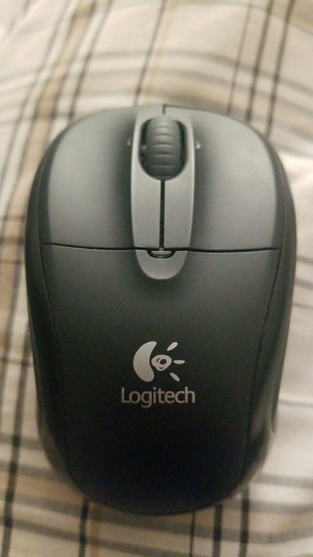 Logitech m305 wireless mouse