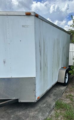 6x10 enclosed trailer