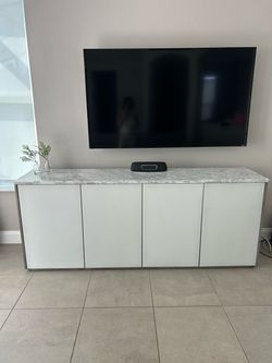 Marble console