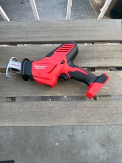 New m18 Milwaukee saw only