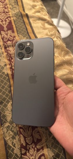 iPhone 12 Pro Max unlocked 256 GB  100% battery (excellent condition)