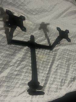 Soporte Para Monitores  ,,, Tire La Caja Pero No Se ha Husado  Esta Nuevo 