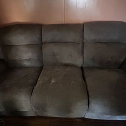 Sofa / Recliner 