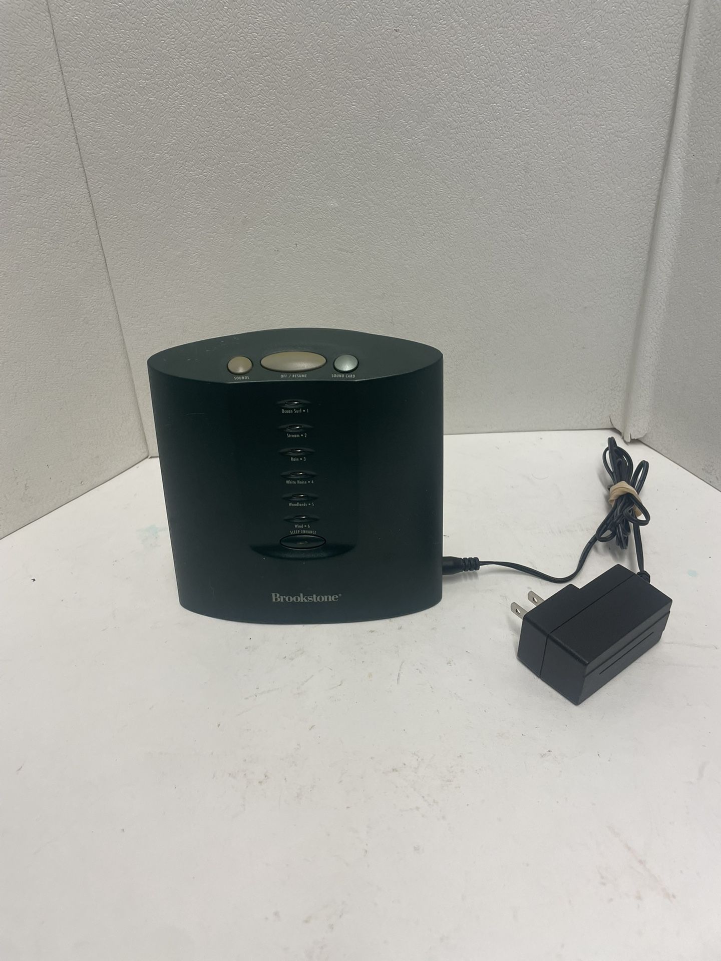 Brookstone Tranquil Moments Sound Machine - 5 Sounds Ocean and Cord