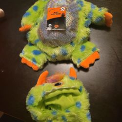 Brand new dog Halloween dog costume size small. Dog tried it on and is too small. One eyed monster..
