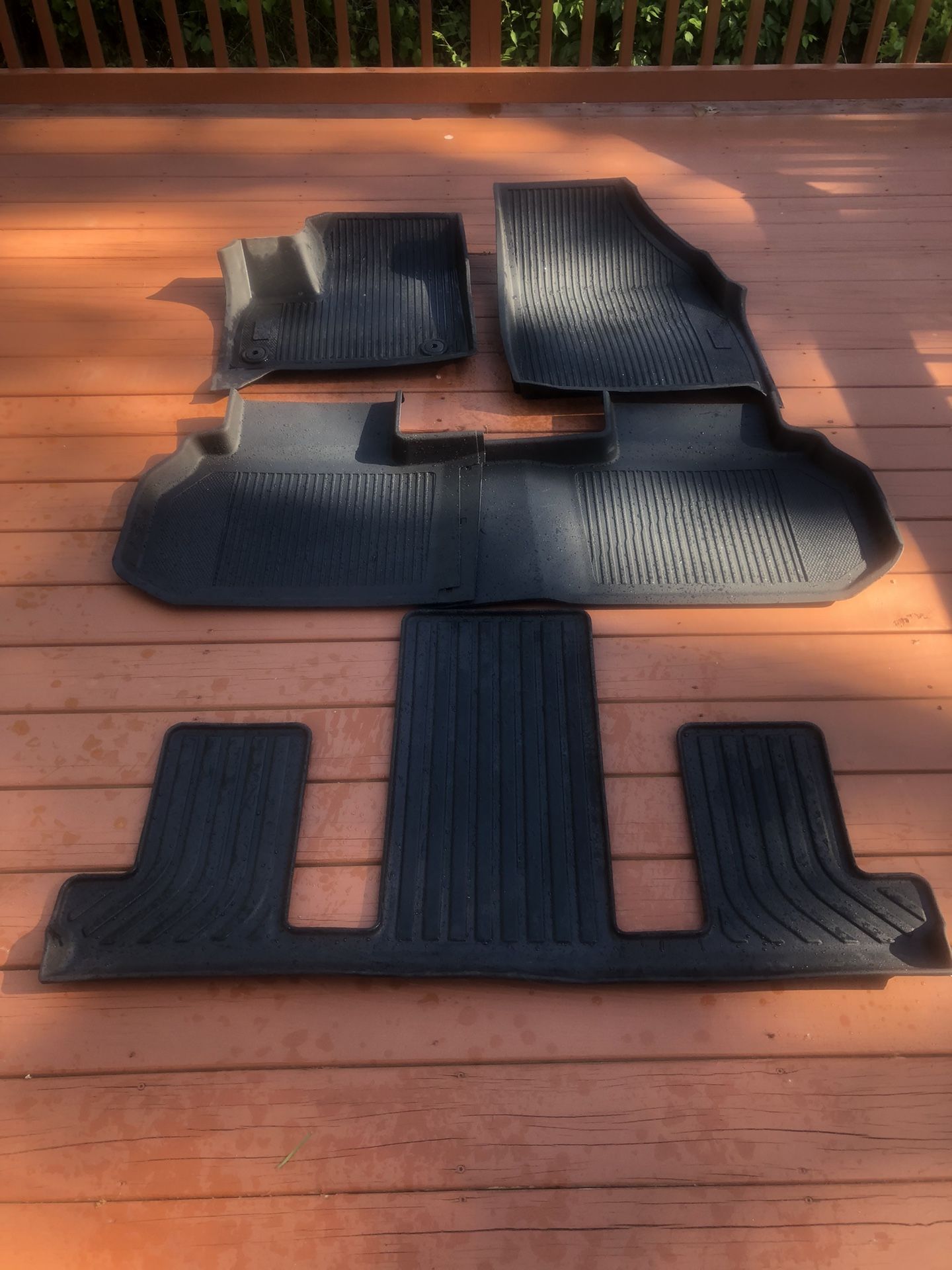 ALL WEATHER FLOOR LINERS CHEVY TRAVERSE