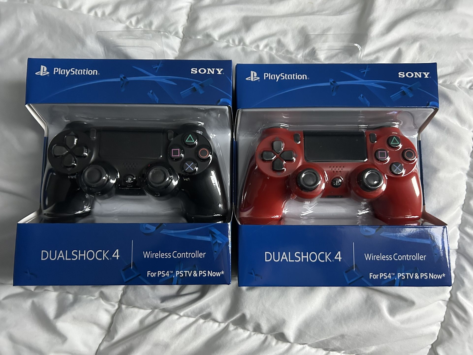 PlayStation 4 Controllers Black/Red