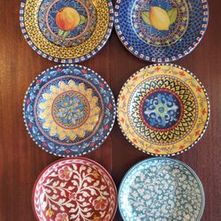 Williams Sonoma Plate Set And Pottery Barn Pair