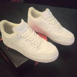 Air Jordan 1 Retro low Og Size 11