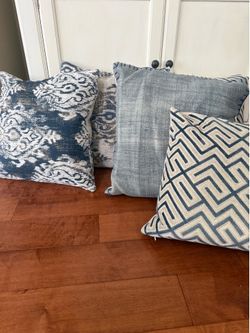 Throw Pillows