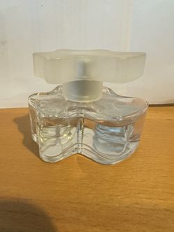 Oscar de La Renta sheer freesia eau de toilette 2 fl oz