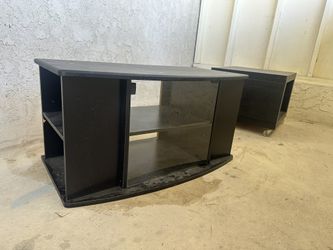 Black Furniture / Entertainment