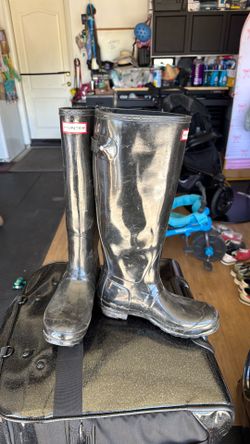 Hunter women’s rain boots