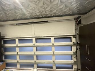 Garage door 16x7