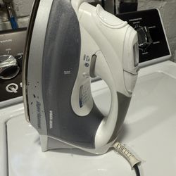 Black And Decker Digital Iron
